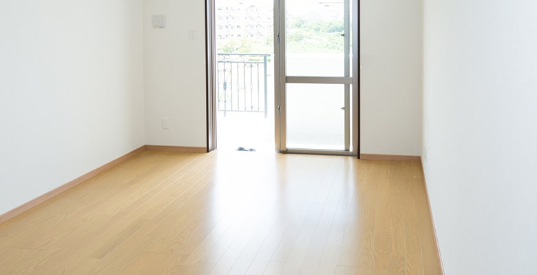 賃貸物件を見るときはメジャーがあるといいかも。あと新聞紙も・・